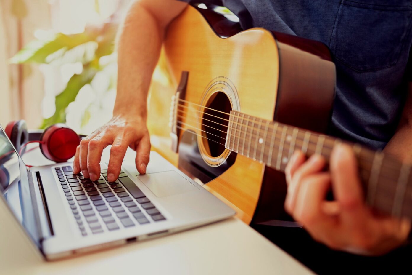 Der Weg zum Gitarrenspiel: Ein Leitfaden für Anfänger